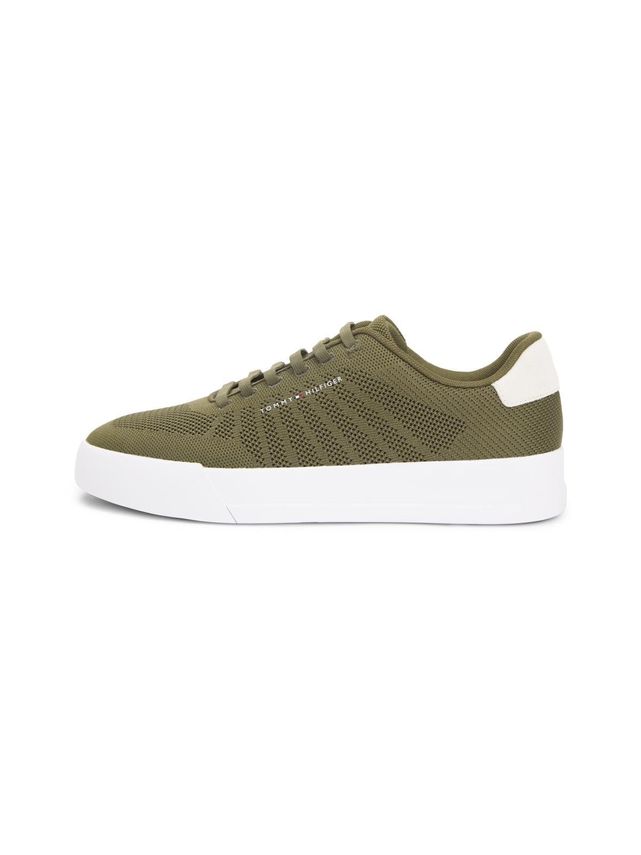 Th Court Knit