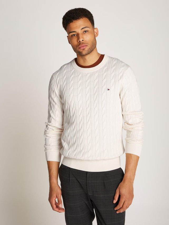 Classic Cable Crew Neck