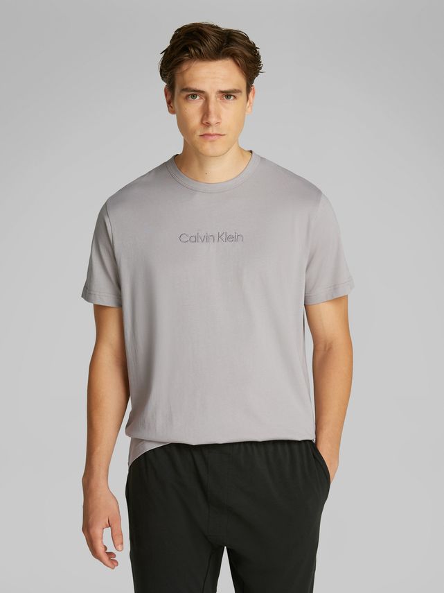 S S Crew Neck
