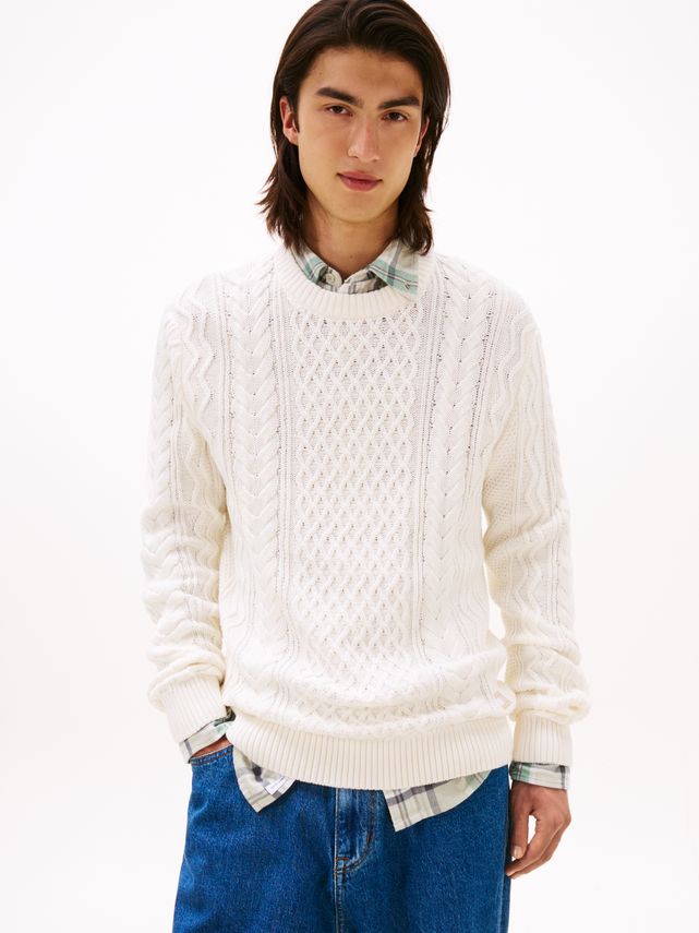 Tjm Slm Badge Cable Knit Sweater
