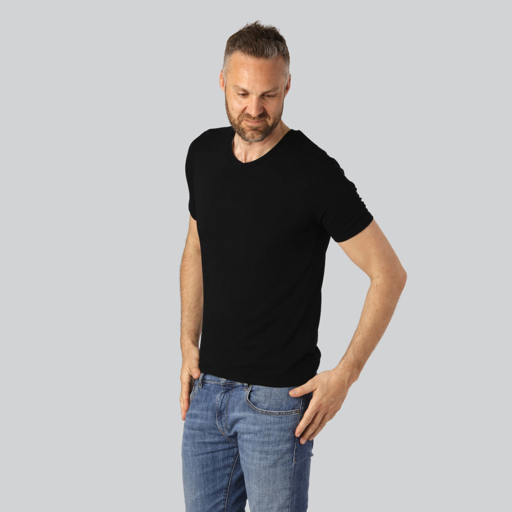 Bambus T-shirt V-hals I Sort Til Mænd