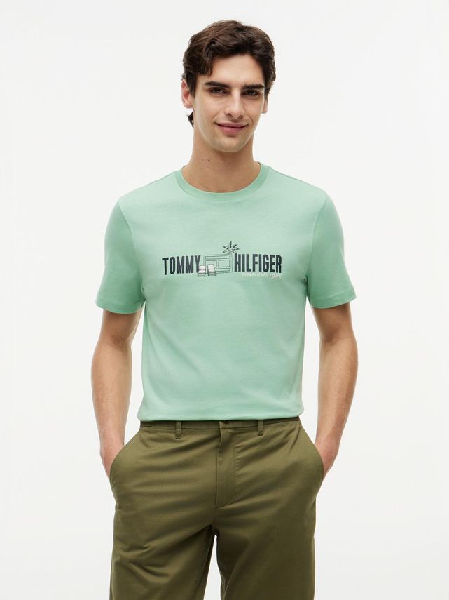 Summer Chest Graphic Regular Tee