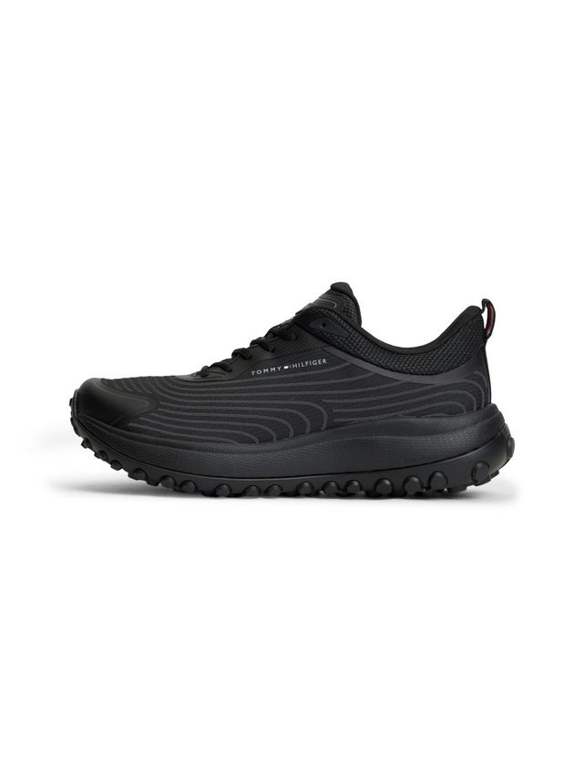 The Canyon X M Knit Runner